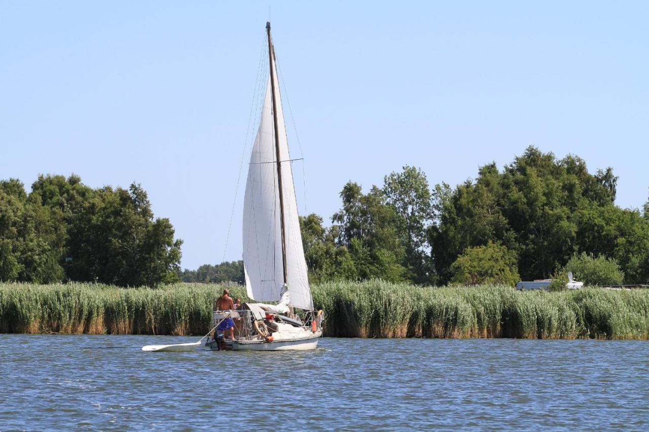Mit Meerblick Und Balkon, Gratis Nutzung Vom Ahoi Erlebnisbad Und Sauna In Sellin - Meeresblick Fewo 29 Goehren  Exterior photo
