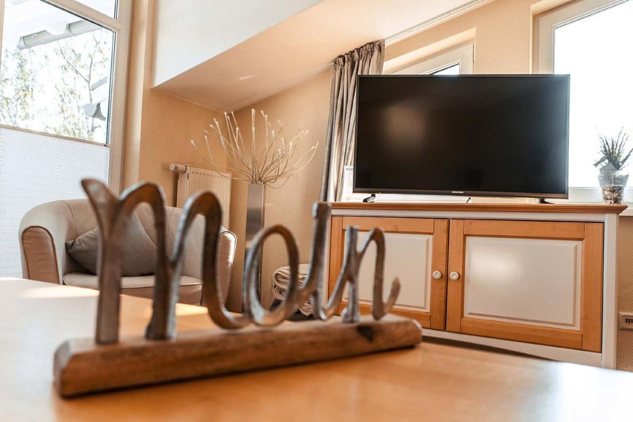 Mit Meerblick Und Balkon, Gratis Nutzung Vom Ahoi Erlebnisbad Und Sauna In Sellin - Meeresblick Fewo 29 Goehren  Exterior photo